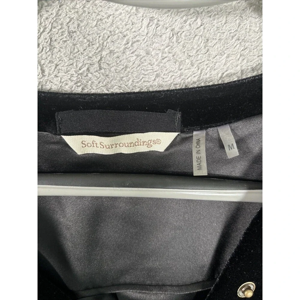Soft Surroundings Women’s Size Medium Full Zip Velvet Velour‎ Jacket Black Goth - Picture 3 of 12